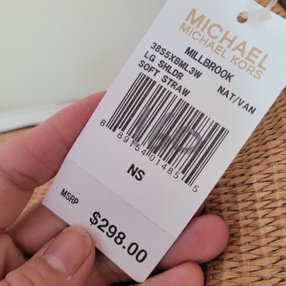 Michael Kors Millbrook Wicker Straw Hobo Shoulder Bag Beige - Picture 8 of 12